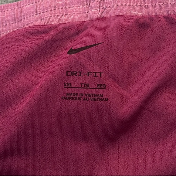 Nike DRI-FIT 10K Classic Women’s Running Shorts in Sangria/gray Size 2XL NWOT - Picture 6 of 6